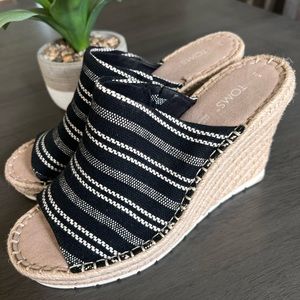 TOMS Women's, Monica Mule Sandal WEDGES